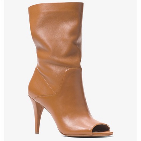 MICHAEL Michael Kors Shoes - ❌SOLD on MC❌Elaine Leather Mid Calf Boots Size 8